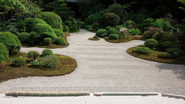 龍潭寺の庭園