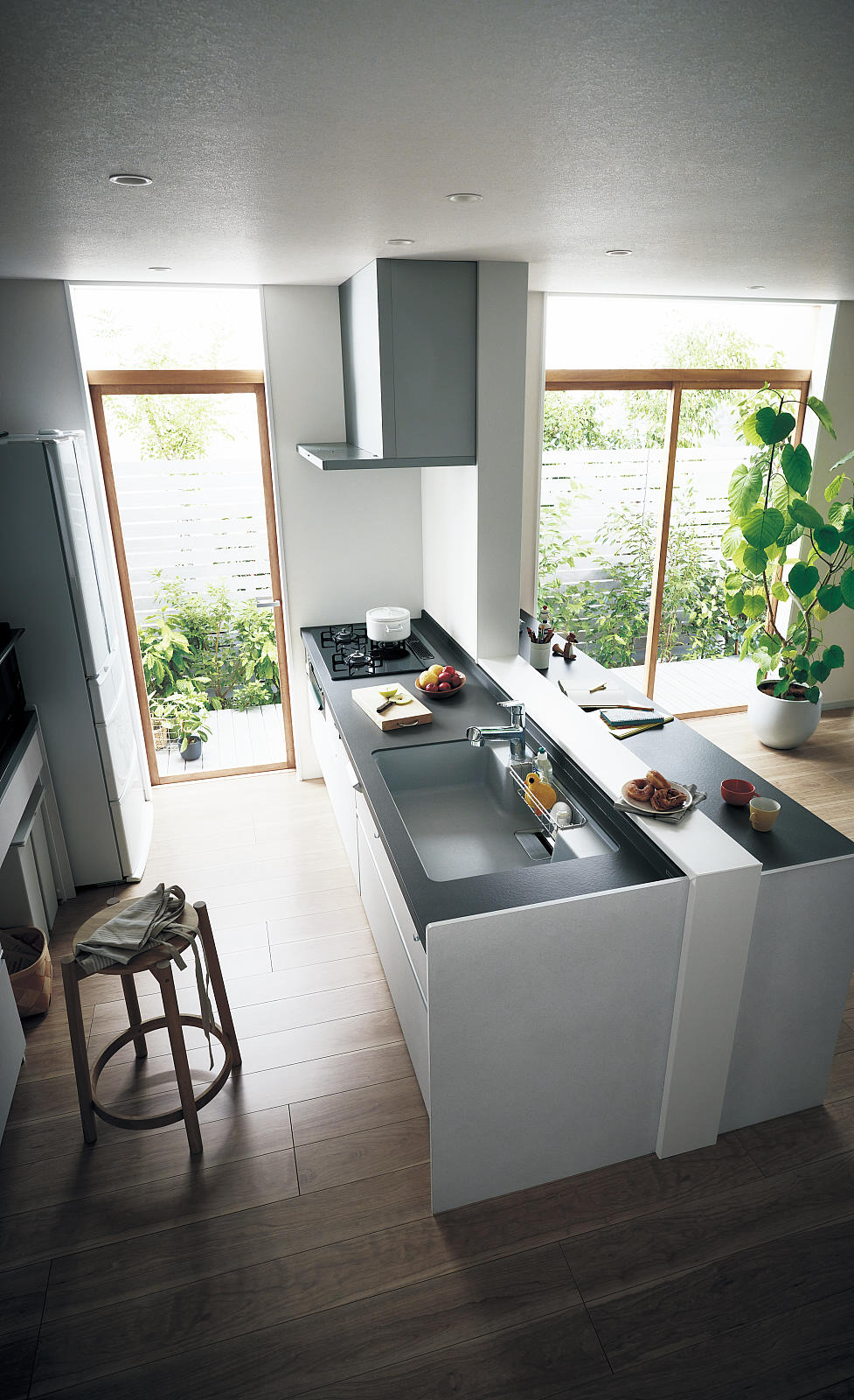 清潔なキッチンと快適な住空間のイメージ